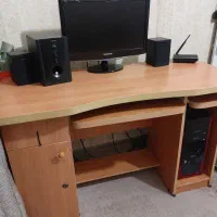 میز تحریر سالم و کاربردی