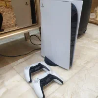 پی اس فایو