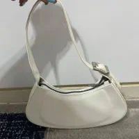 تعدادی کیف و کفش ونس