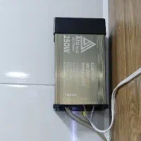 نئون همراه مبدل برق