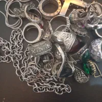 مقداری نقره .۹۲۵. می‌خوام بفروشم