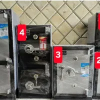 گاوصندق سفارشی.  خانگی مغازه فروشگاه
