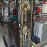ساعت  و گنجه