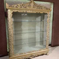 ویترین آنتیک
