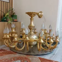 لوستر فروشی