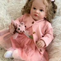 عروسک سیلیکونی