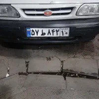 راننده اژانس با خودرو