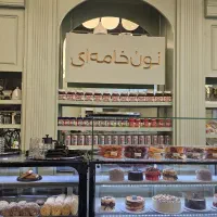 فروشنده، باریستا، ظرف شوی، سالن کار، صندوق دار