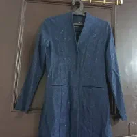 تعدادی مانتو و پیرهن