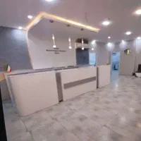 منشی پذیرش کلینیک تخصصی پوست
