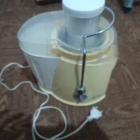 آبمیوه گیر