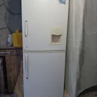 یخچال هیمالیا کاملا سالم