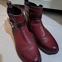 کفش و کتونی