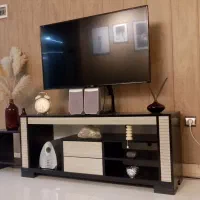 میز تلویزیون ام دی اف