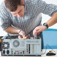 خدمات کامپیوتر و لپ تاپ (در محل)