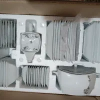 چینی ۱۸ نفره