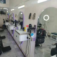 لوازم اریشگاه مردانه در حد نو واگزاری کامل