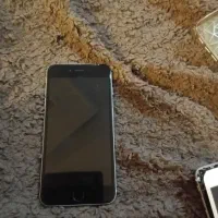 دو عدد گوشی ایفون ۵ و ۶