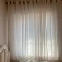 فروش سه عدد پرده حریر به همراه میل پرده طلایی