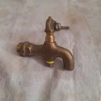 شیر قدمت دار برنجی قفل دار