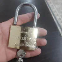 قفل اویز