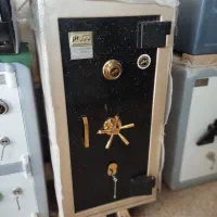 گاوصندوق ارتفاع 120عرض 60زبانه بزرگ