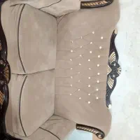 مبل راحتی سالم بدون شکستگی در حد نو