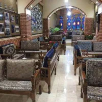 سری زن، آشپز و کارگر چای سرا و قهوه خانه