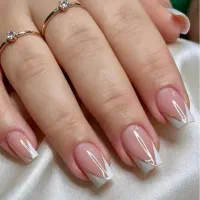 نیازمند دستیار ناخن