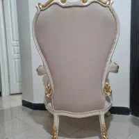 مبل استیل کلاسیک و میز ناهارخوری