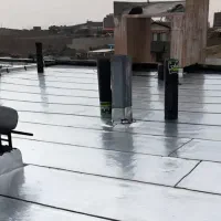 نصب ایزوگام و قیرگونی با نازلترین قیمت