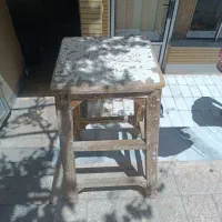 چهارپایه چوبی