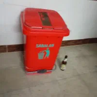 سطل زباله پدالی بزرگ