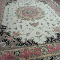 دو عدد فرش‌دوازده‌متری سالم در حد نو