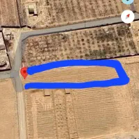 زمین باغی تنگ افتاده