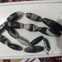 تعدادی مهره