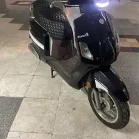 بنلی ستا ۱۲۵ مدل ۹۸