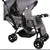 کالسکه دوقلو