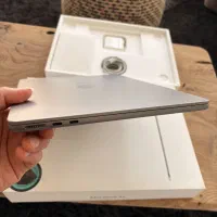 MacBook air M3/ 13 inch/ 16GB/ 256