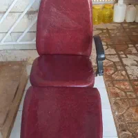 میز وآینه اریشگاه