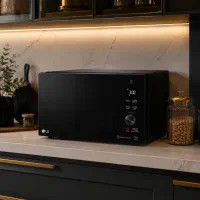 ماکروویو ۴۲ لیتر LG مدل ۸۲۶۵
