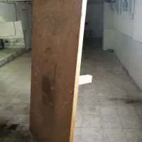تخت چوبی