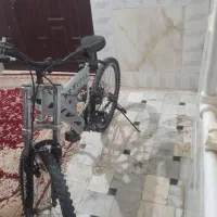 دوچرخه|دوچرخه، اسکیت، اسکوتر|زاوه, |دیوار