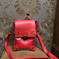 کیف زنانه شیک و تمیز در حد نو