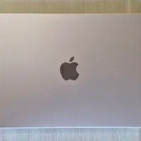 Mac Air M3 16/GB512 فقط۶ سیکل شارژ ۵۱۲ ، باطری100%
