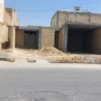 ۳۷ گز ویلایی عرض ۸ بر خیابان ۲۴ متری باقرزاده