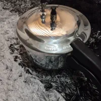 زودپز|ظروف پختوپز|شهریار, شهریار|دیوار