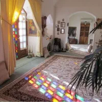 ۹۷متر/دوخواب/طبقه اول /جمهوری