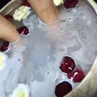 آموزش پدیکور *کفسابی پا وخدمات