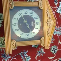 ساعت دیواری قدیمی